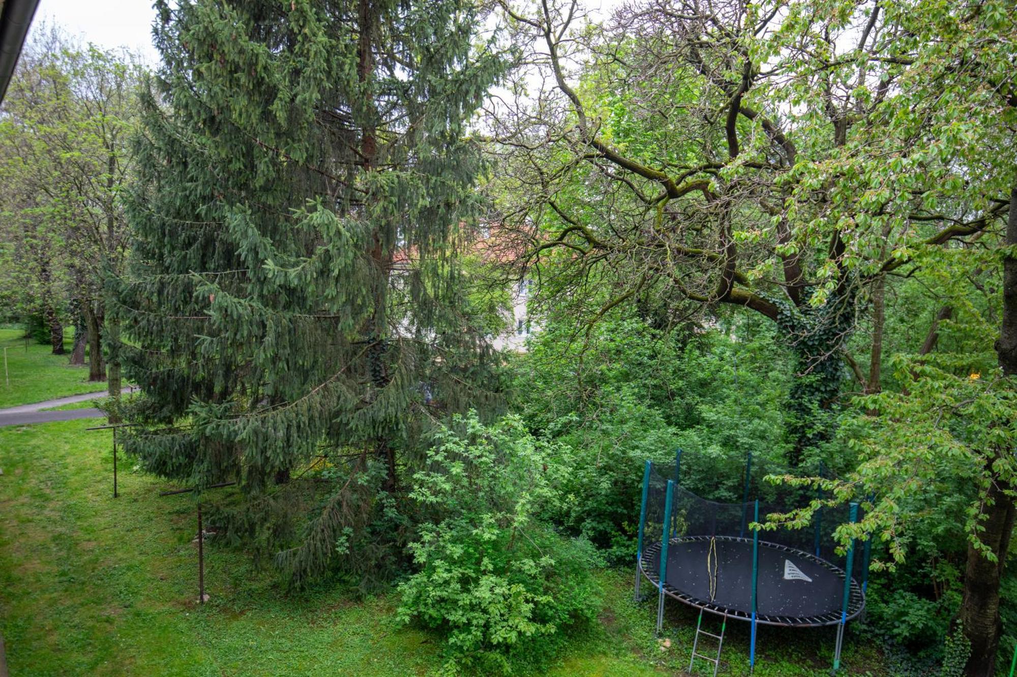 Moderny Byt V Najlepsej Lokalite Nitra Esterno foto